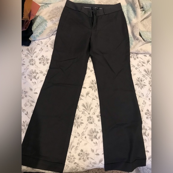 Banana Republic gray straight leg suit pant in gray. Size 6. - Picture 1 of 3